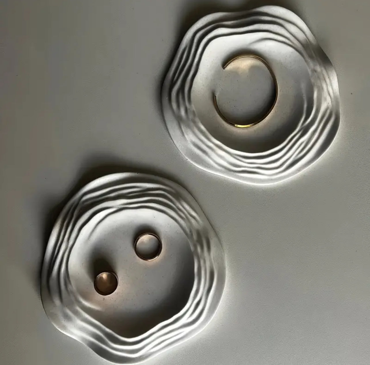 1 pc Beautiful Wave Flower|Cement Shaped Irregular Tray|Ocean Wave Water Ripple Tray Dish